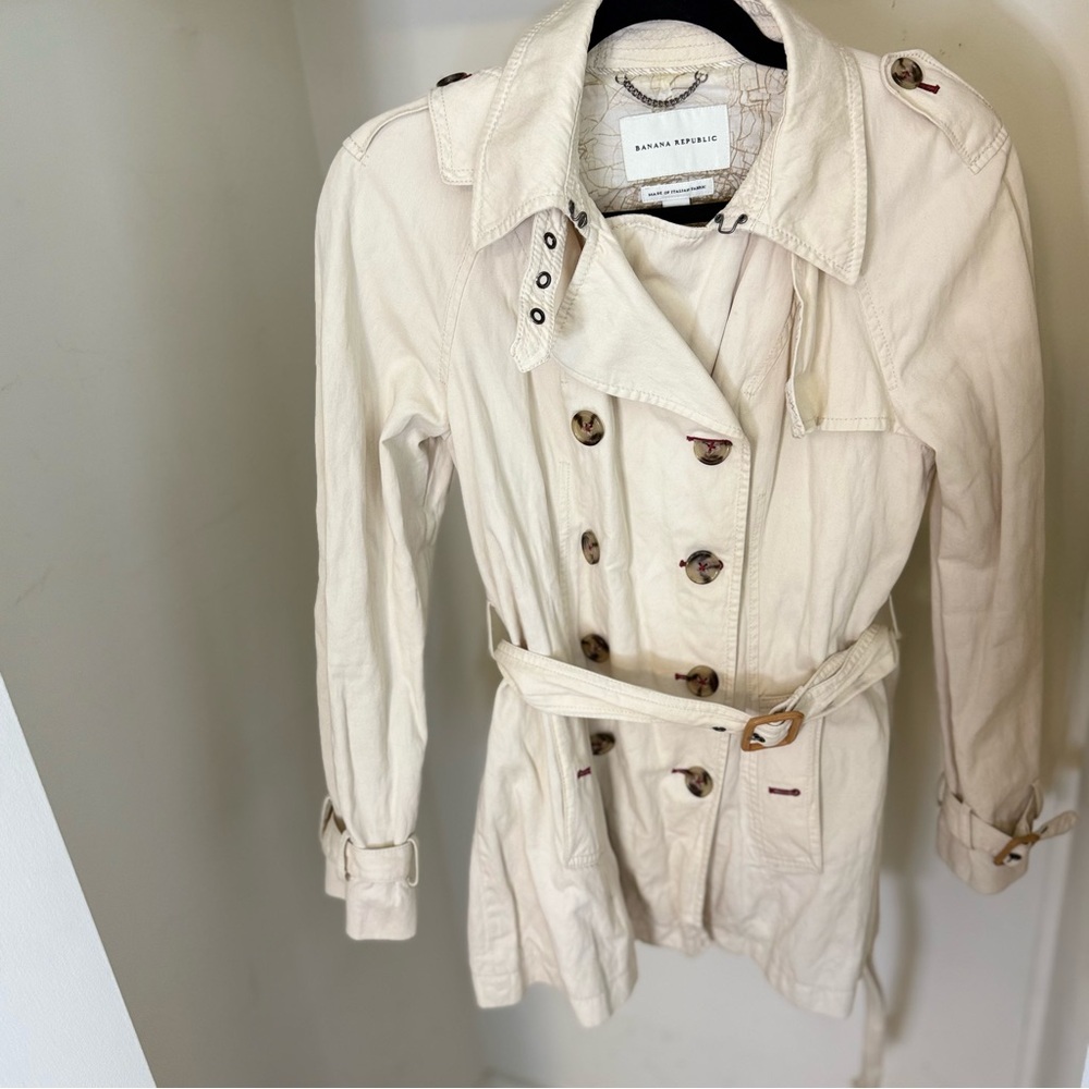Banana Republic Cream Classic Trench Coat with Belted Waist